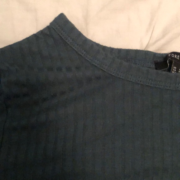 Forest Green Ribbed Tee - Picture 2 of 3